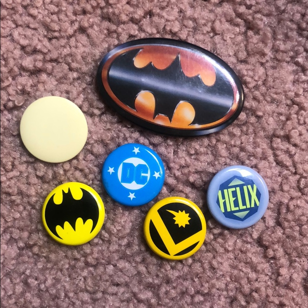 Assorted Buttons! Batman DC Helix
